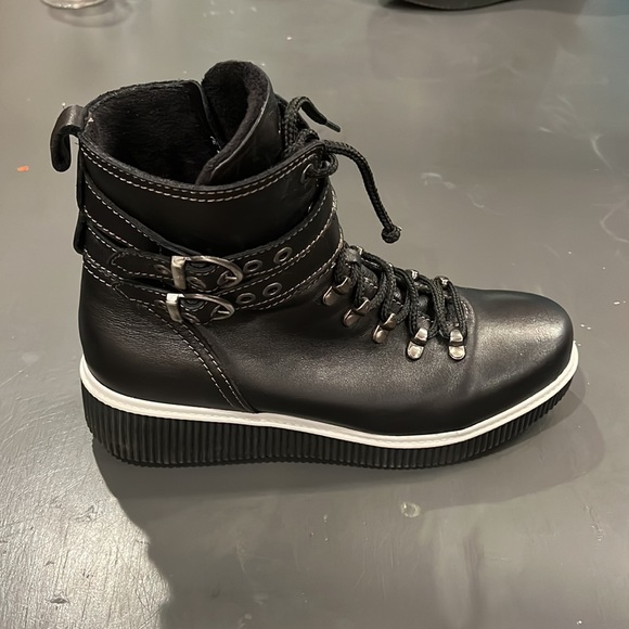 Dromedaries boots. Size 41 (similar to women’s 9 1/2) Excellent condition! - Picture 3 of 5